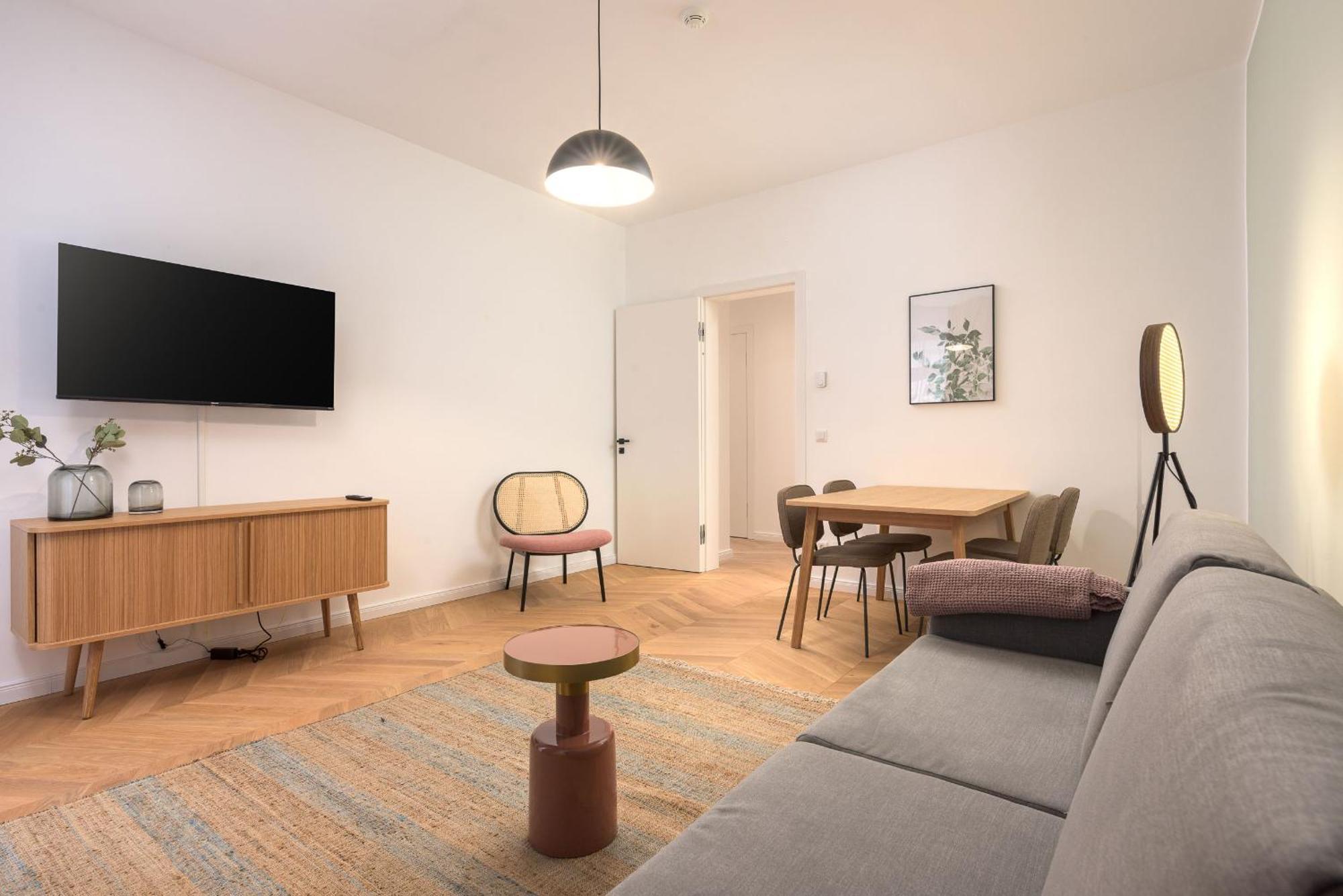 Limehome Karajangasse Apartament