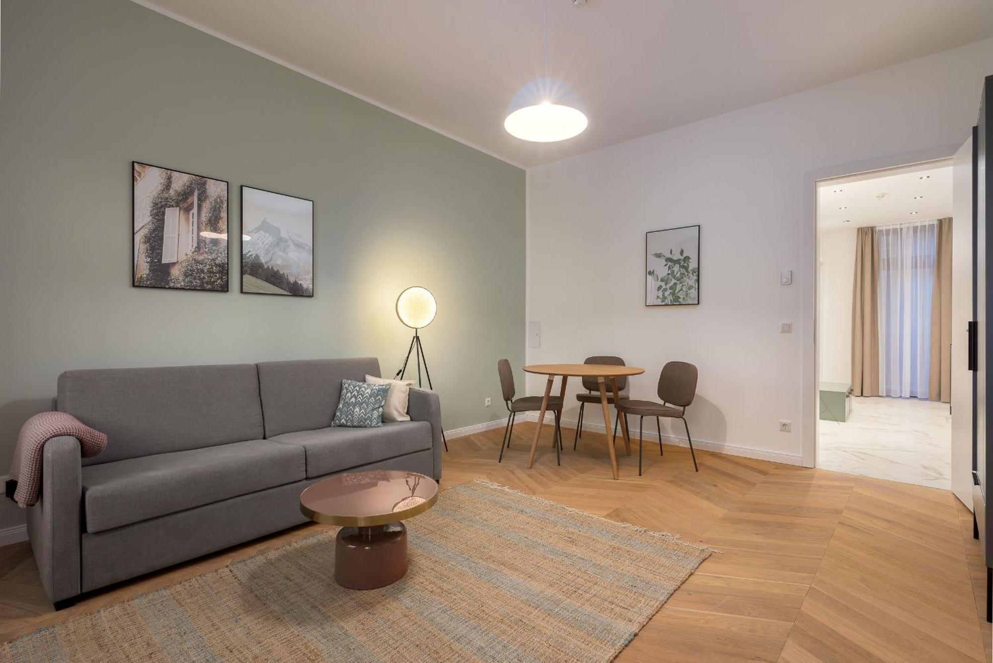 Limehome Karajangasse Wiedeń